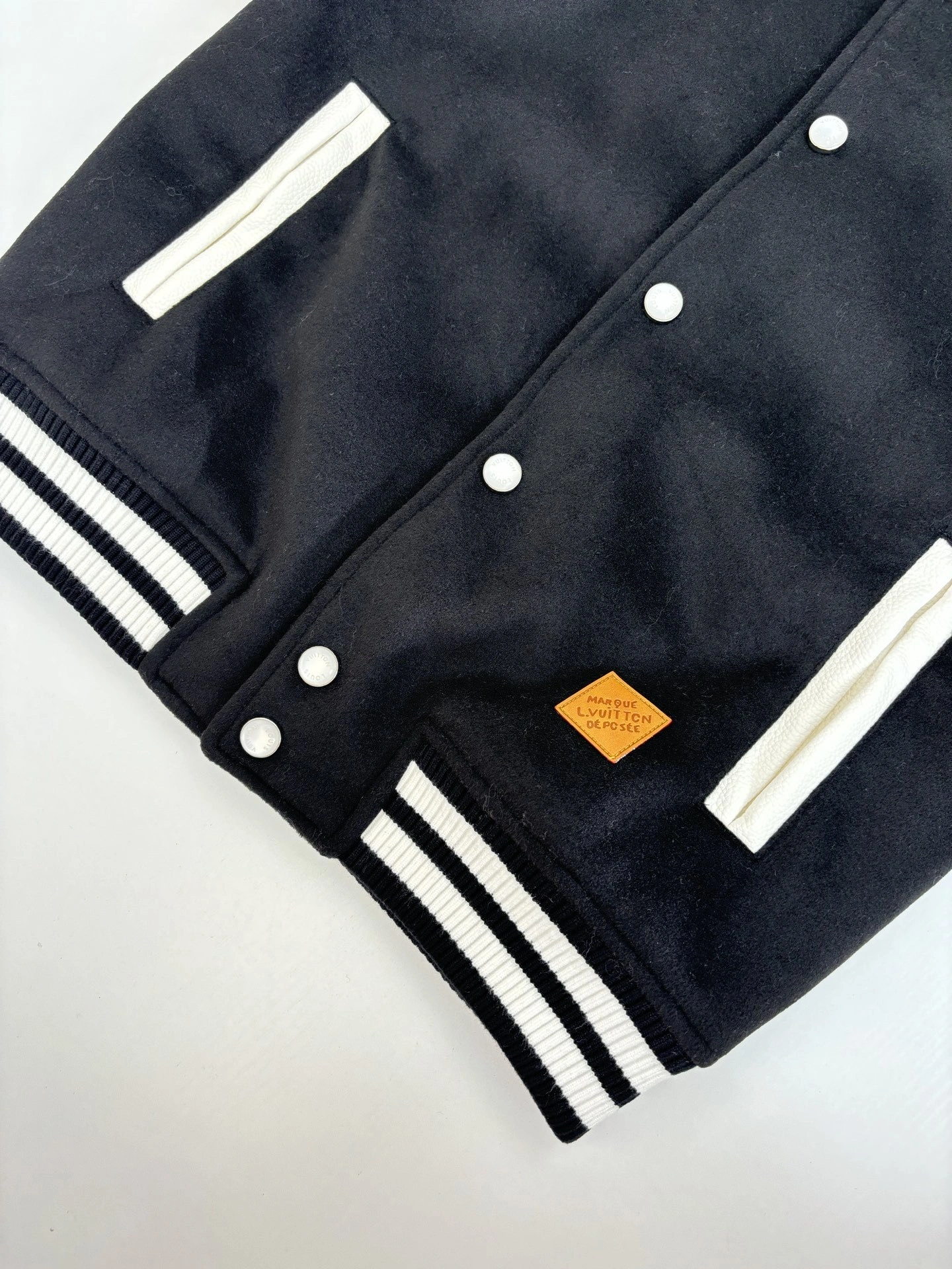 wg.luxury-- 8V embroidery 2colour item:E-F363I0602-2